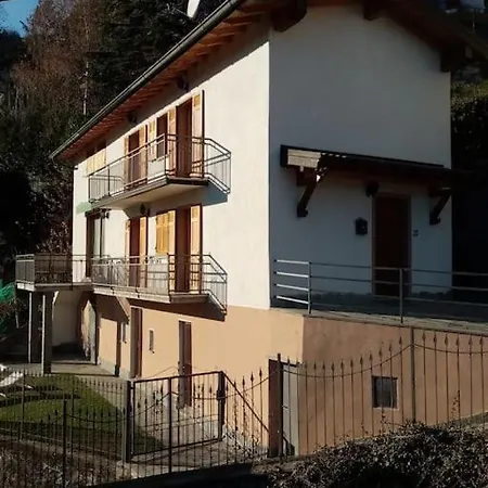 Casa Del Sole Tatil Evi Casasco Intelvi